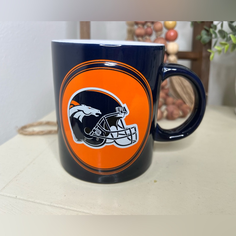 Brand New-Boelter Brands - Denver Broncos Mug